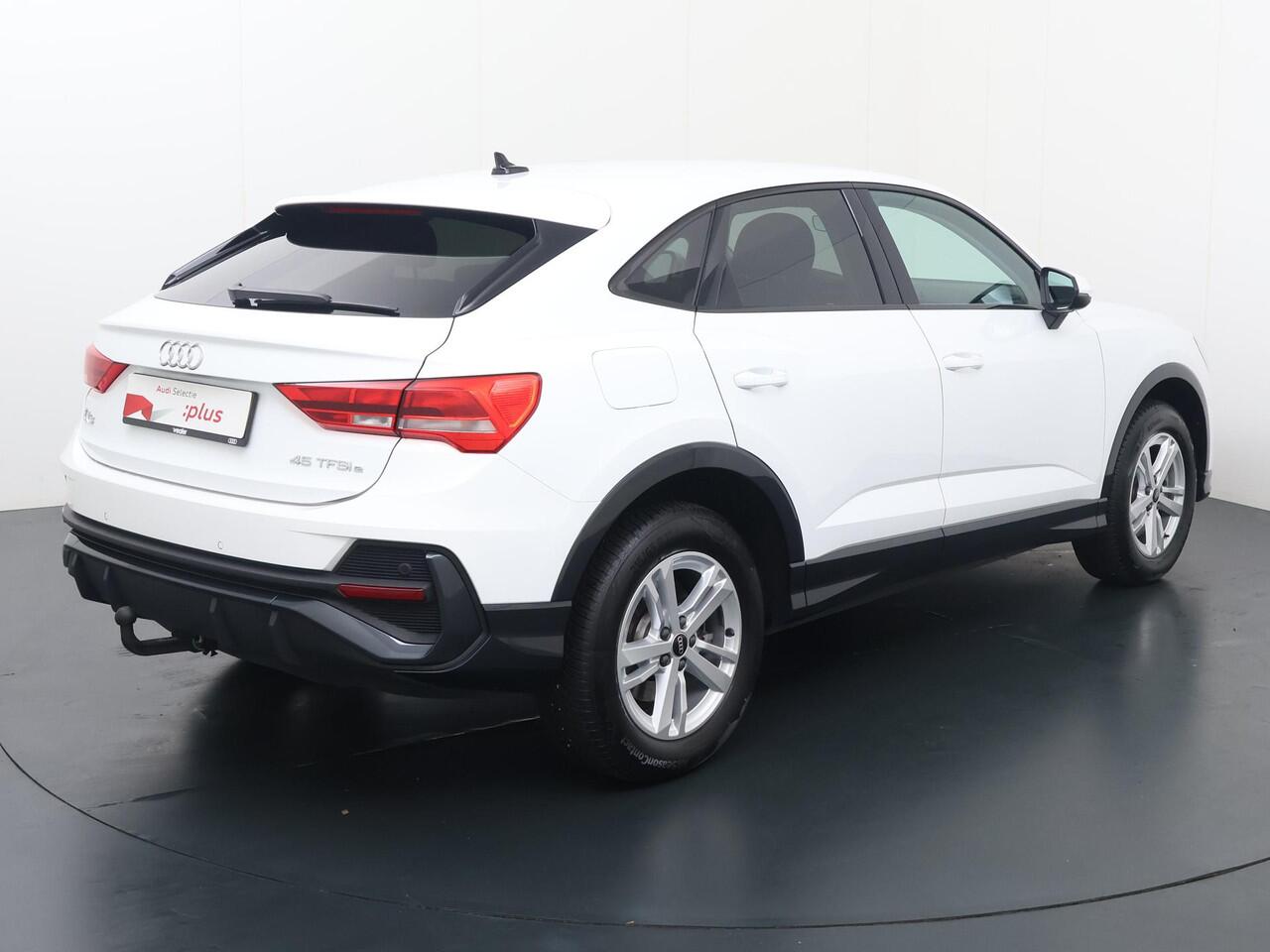 Audi Q3 Sportback 45 TFSI e Edition | 150 PK | SoH 94% | Automaat | Trekhaak | S line | Adaptive cruise control | Apple Carplay/Android Auto |
