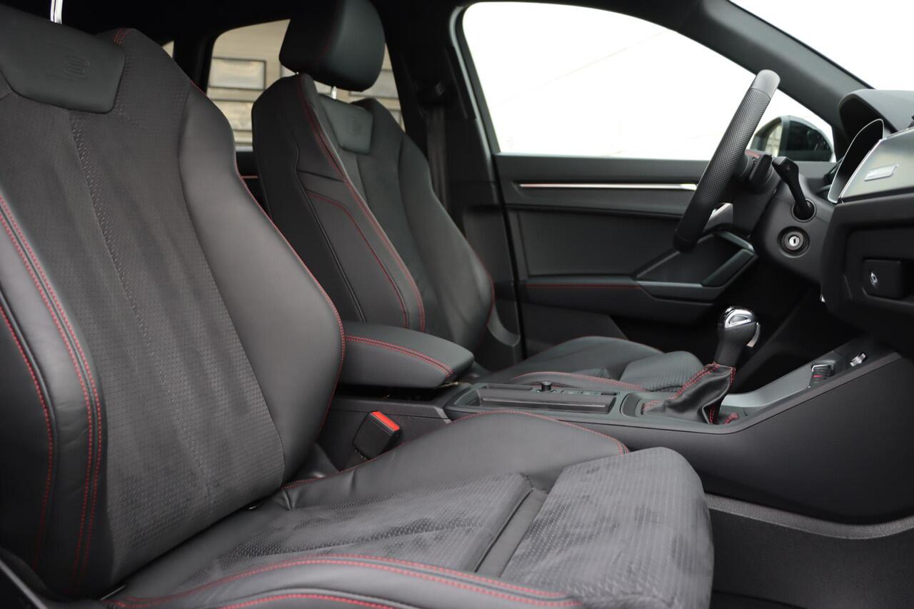 Audi Q3 45 TFSI e S edition 245pk S-Tronic | Camera | Parkassist | Carplay | Elektrische achterklep