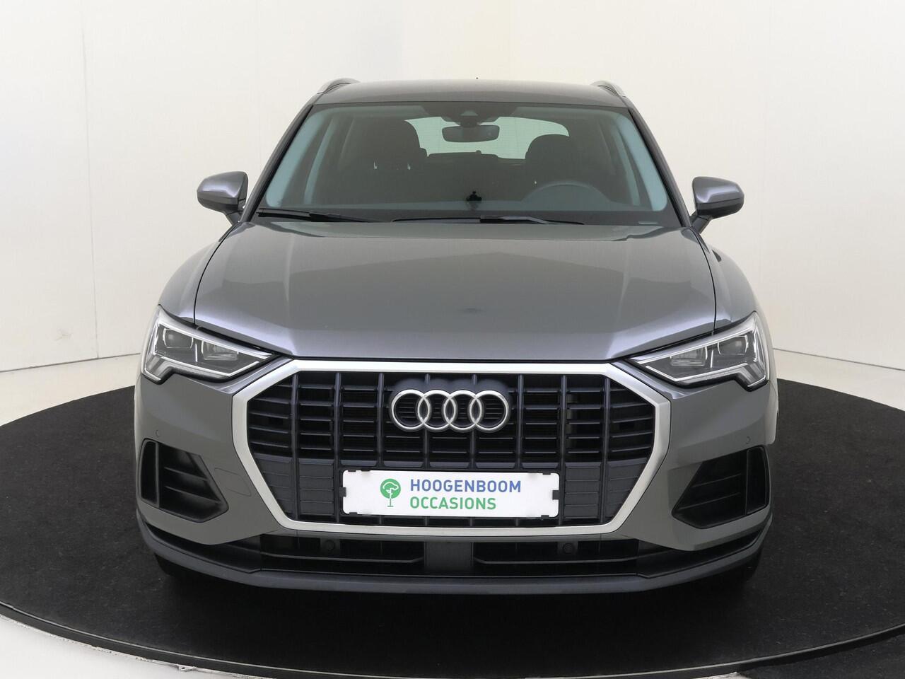 Audi Q3 45 TFSI e Advanced edition | SoH 100% | Dodehoek detectie | Achteruitrijcamera | Keyless | Stoelverwarming | Adaptieve cruise control | Full LED verlichting | Grootlichtassistent |