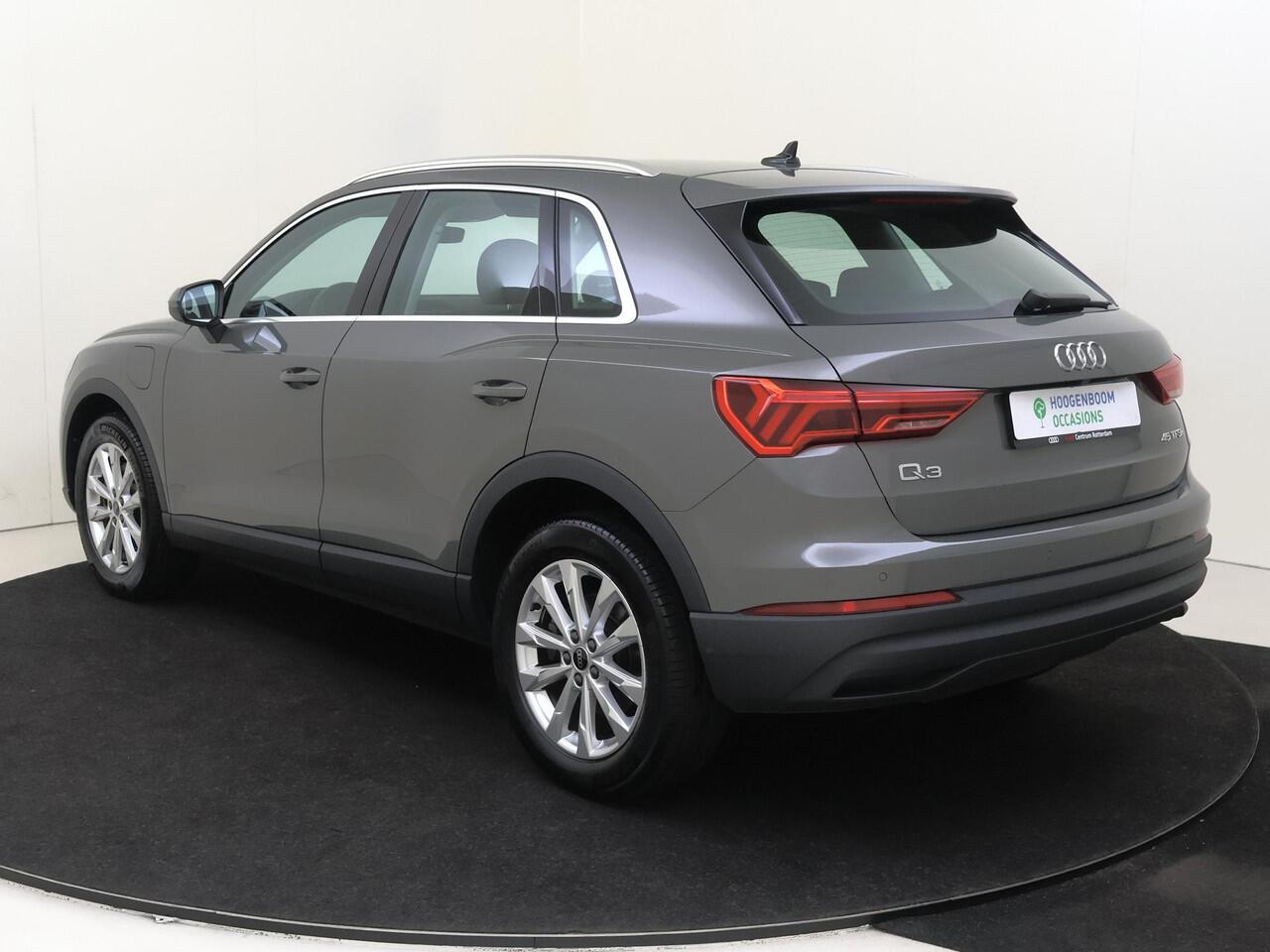 Audi Q3 45 TFSI e Advanced edition | SoH 100% | Dodehoek detectie | Achteruitrijcamera | Keyless | Stoelverwarming | Adaptieve cruise control | Full LED verlichting | Grootlichtassistent |
