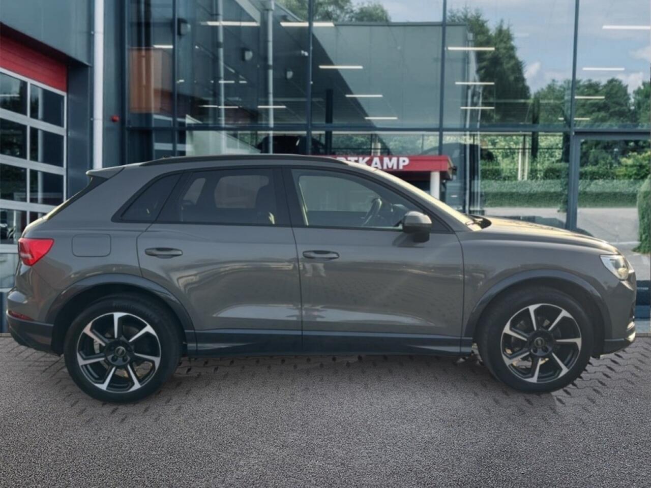 Audi Q3 35 TDI ADVANCED ACC/PDC/ELEKKLEP/STOELVERW/NAVI
