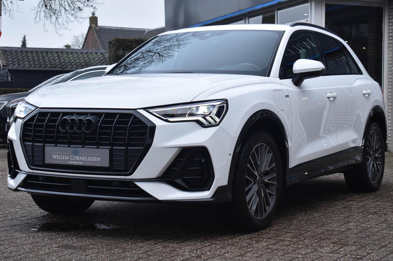 Audi Q3 45 TFSI e S edition Zwart Optiek Elc Stoelen Virtu