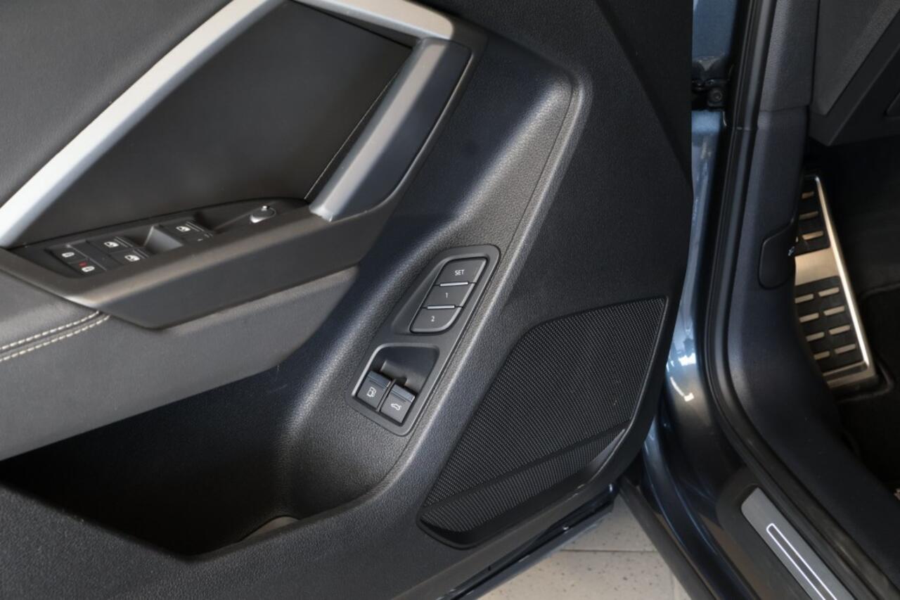Audi Q3 45 TFSI e 245 pk S Edition - Pano - Leder - Stoelverw. - Navigatie