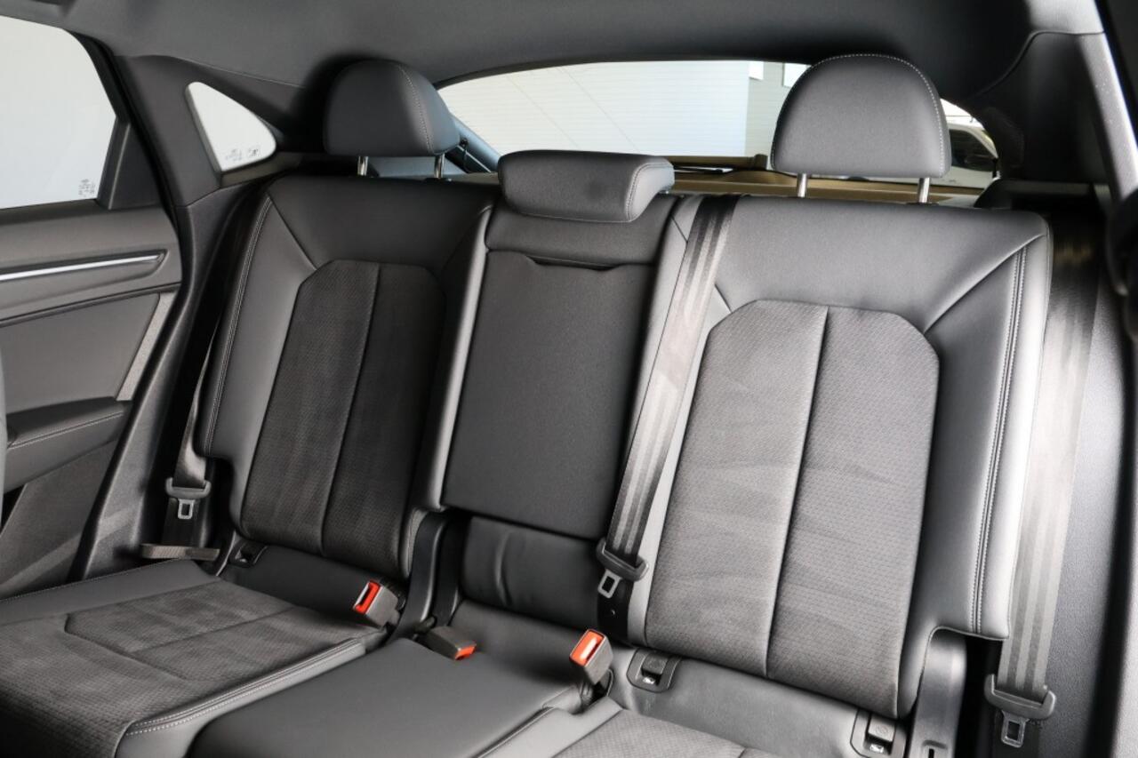 Audi Q3 45 TFSI e 245 pk S Edition - Pano - Leder - Stoelverw. - Navigatie