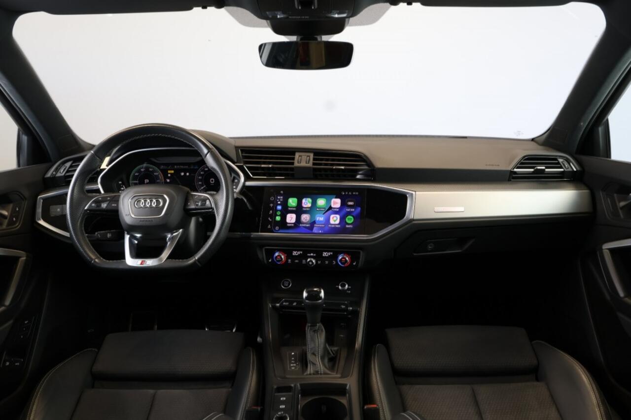 Audi Q3 45 TFSI e 245 pk S Edition - Pano - Leder - Stoelverw. - Navigatie