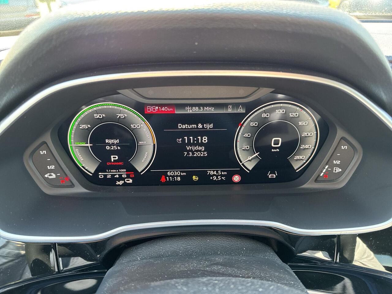 Audi Q3 45 TFSI e S edition | PHEV | Trekhaak | Elec. A-Klep | 19Inch | Leder-alcantara | 6.023Km |