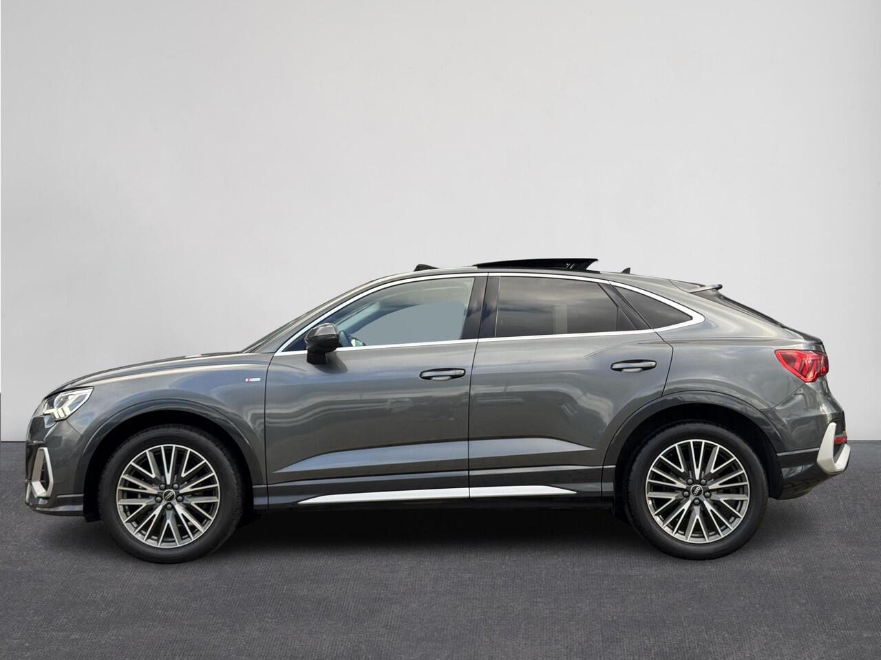 Audi Q3 Sportback 35 TFSI Automaat S Edition 19" Lichtmetalen Velgen | Climate Control | Panorama-schuifdak | Audi sound system | Navigatie| Audi virtual cockpit | Lederen Bekleding | S Line exterieur( Vestiging - Vianen Tel: 0347-371248 )