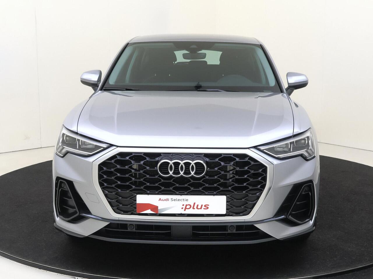 Audi Q3 Sportback 45 TFSI e Advanced Edition | Achteruitrijcamera | Dodehoek detectie | Cruise control | CarPlay | Stoelverwarming | Navigatie Plus |
