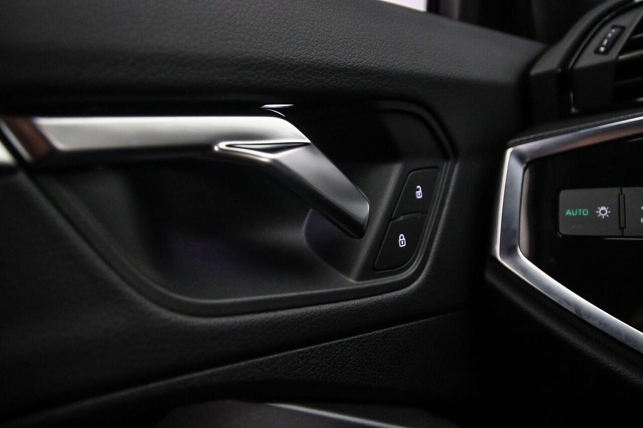 Audi Q3 Sportback 45 TFSI e 245PK S Edition | Audi Sound | Ambient lighting | ACC | Carplay | Camera |