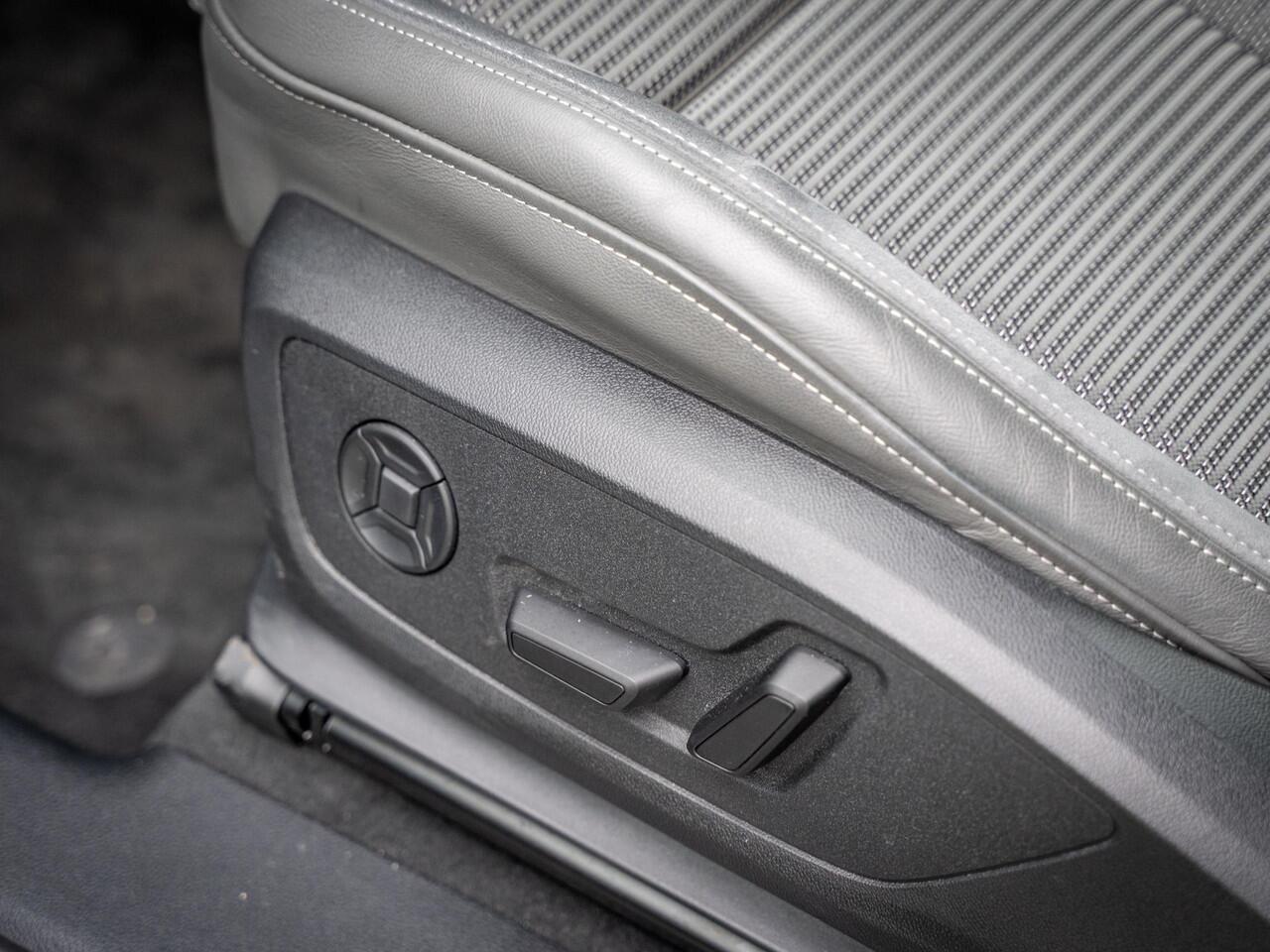 Audi Q3 Sportback 45 TFSI e S Edition // camera // sportstoelen // stoelverw.