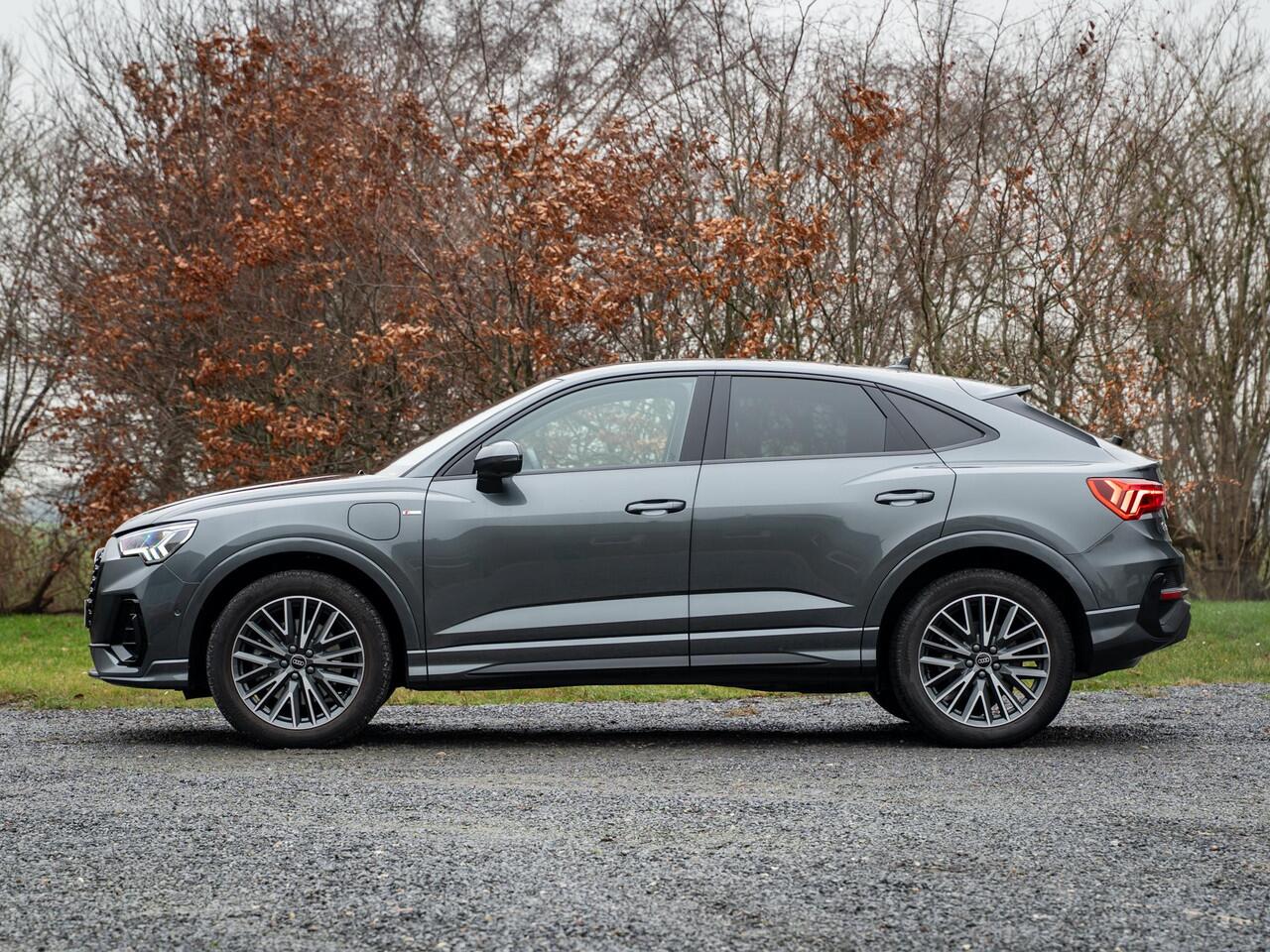 Audi Q3 Sportback 45 TFSI e S Edition // camera // sportstoelen // stoelverw.