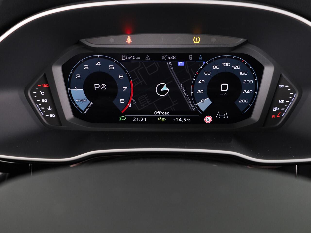 Audi Q3 35 TFSI S edition Competition 150pk| Verlengde garantie | Navigatie | Parkeercamera | 19 inch Lichtmetalen velgen | Apple Carplay/ Android Auto | S-line interieur