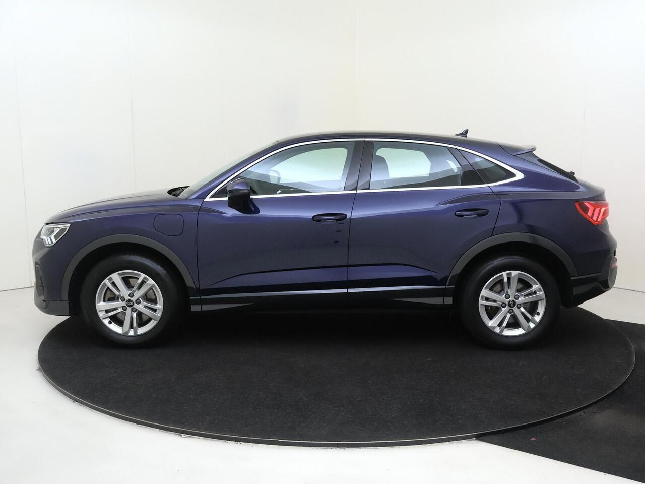 Audi Q3 Sportback 45 TFSI e Advanced Edition | Achteruitrijcamera | Cruise Control | Dodehoek detectie | CarPlay | Navigatie | Audi virtual cockpit |