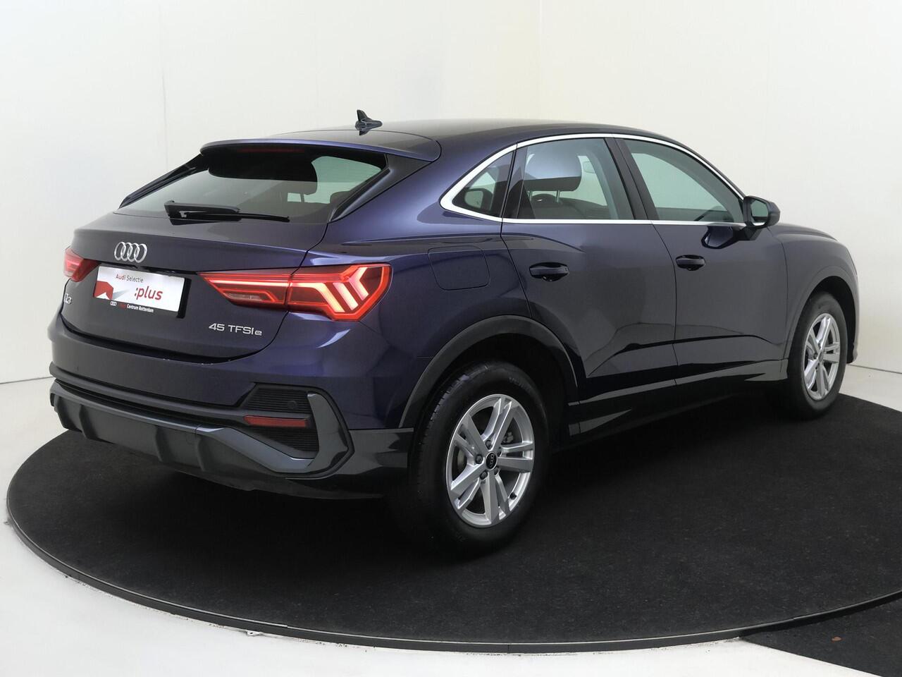 Audi Q3 Sportback 45 TFSI e Advanced Edition | Achteruitrijcamera | Cruise Control | Dodehoek detectie | CarPlay | Navigatie | Audi virtual cockpit |