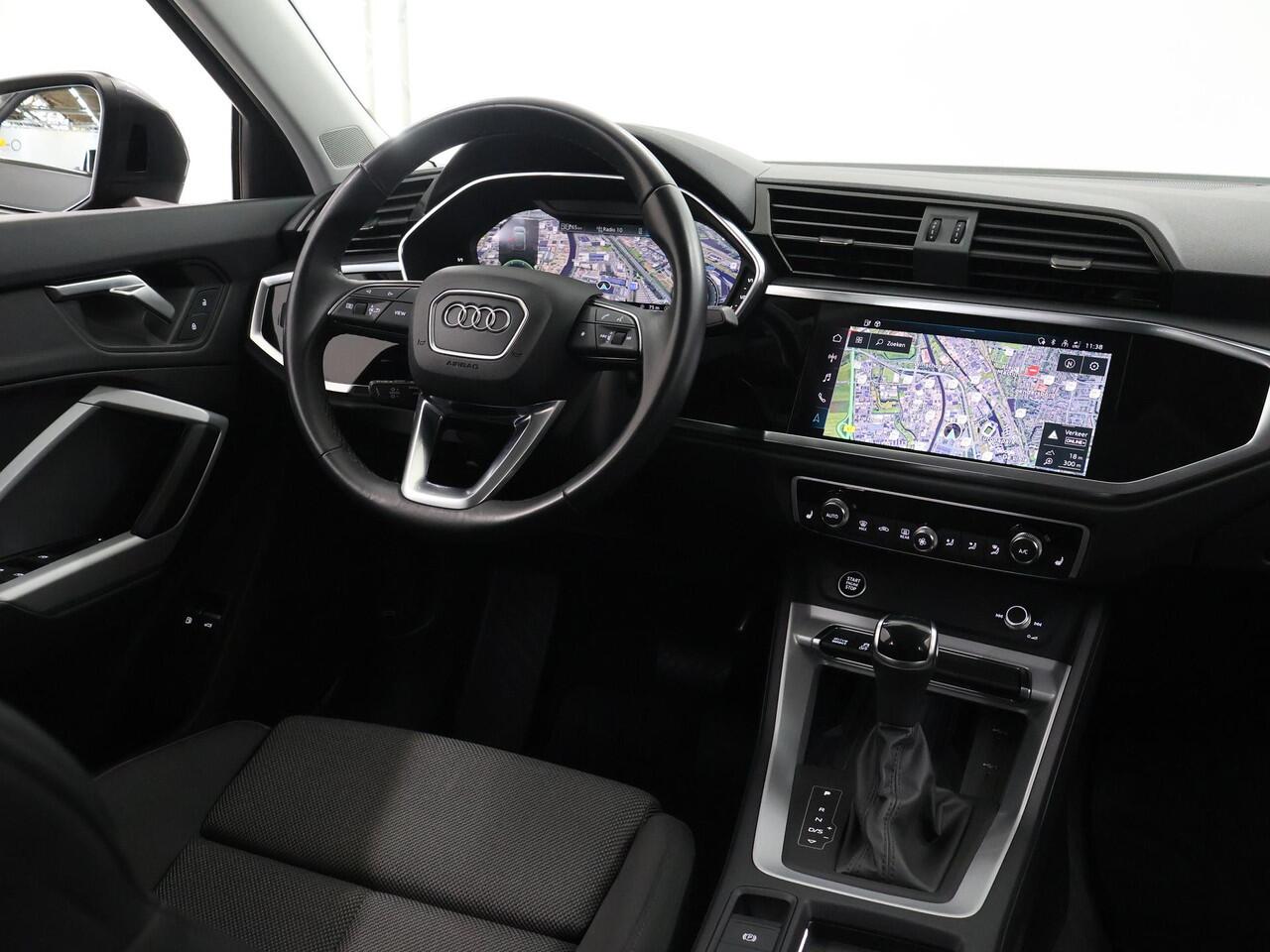 Audi Q3 Sportback 45 TFSI e S Edition | Virtual Cockpit | Apple Carplay/Android Auto | Camera | DAB | Draadloze telefoonlader | Adaptieve Cruise Control | Ele. kofferdeksel | Sportstoelen |