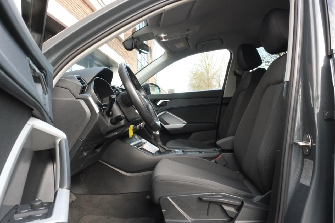 Audi Q3 45 TFSI e | SOH 100% | Navigatie | Carplay | Trekhaak
