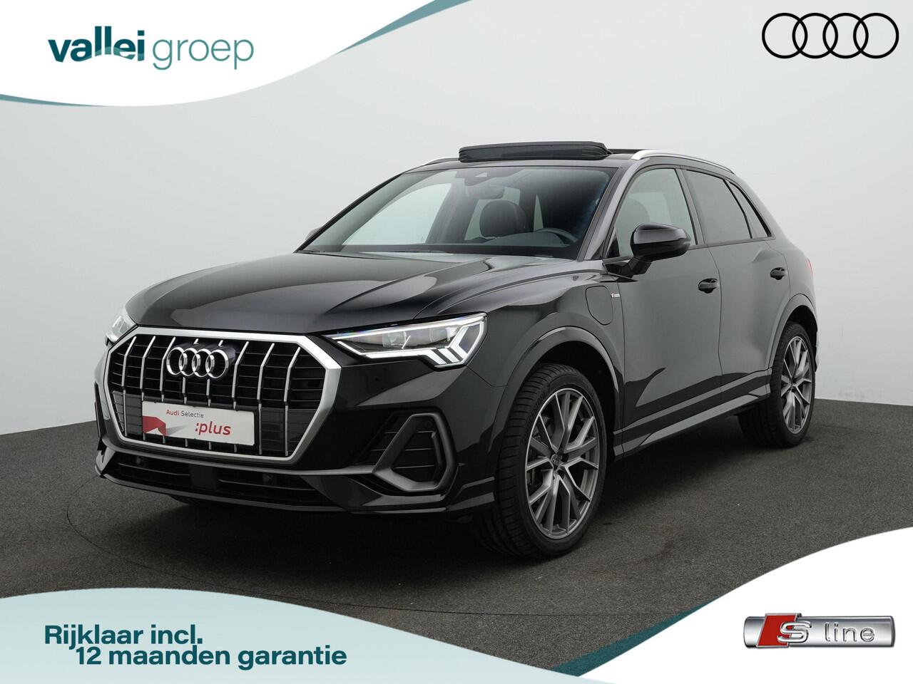 Audi Q3 45 TFSI e 245 pk S-Line | Panoramadak | Sonos | Leder/alcantara | Achteruitrijcamera | Stoelverwarming