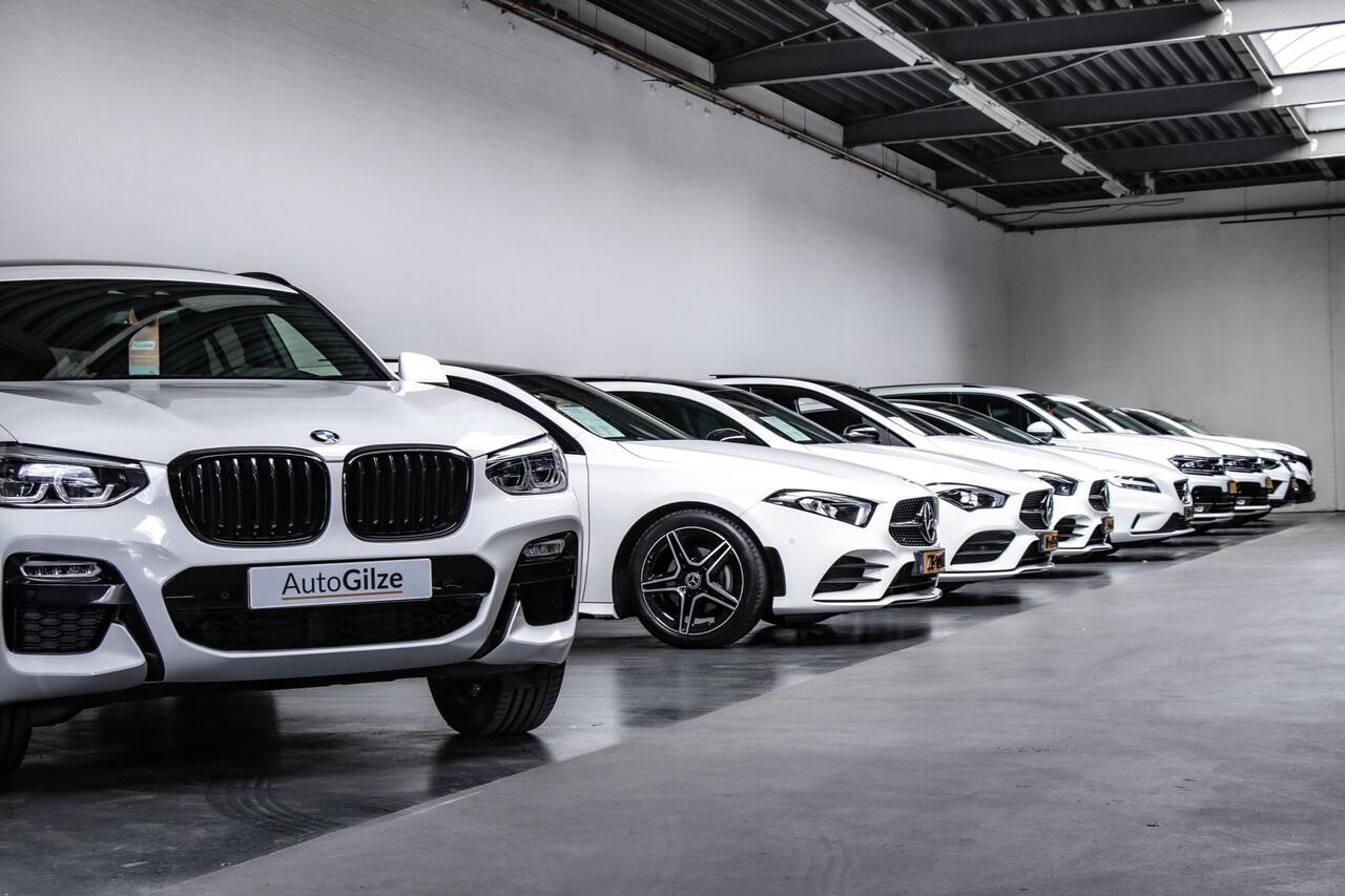 Audi Q3 e-Hybrid S-Line 272PK l Nieuw model 2026 l Panoramadak l Saliegroen l Black Pakket l S-line Interieur & Exterieur