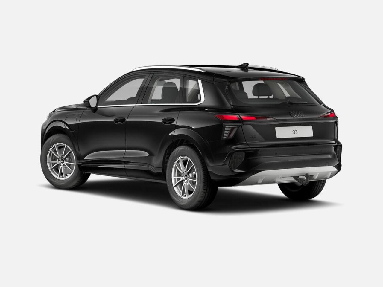 Audi Q3 1.5 200kW e-hybrid Pro line 272 PK · Techniekpakket · Interieur met sportstoelen