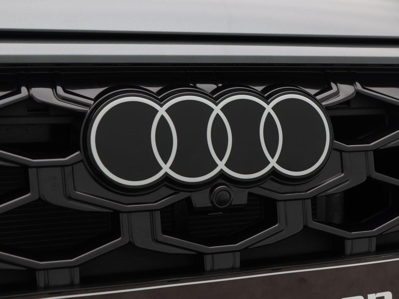 Audi Q3 S edition e-hybrid | 272 PK | Privacyglas | 19 inch | Alcantara int. delen | Ledkoplampen Plus | Comfortsleutel |