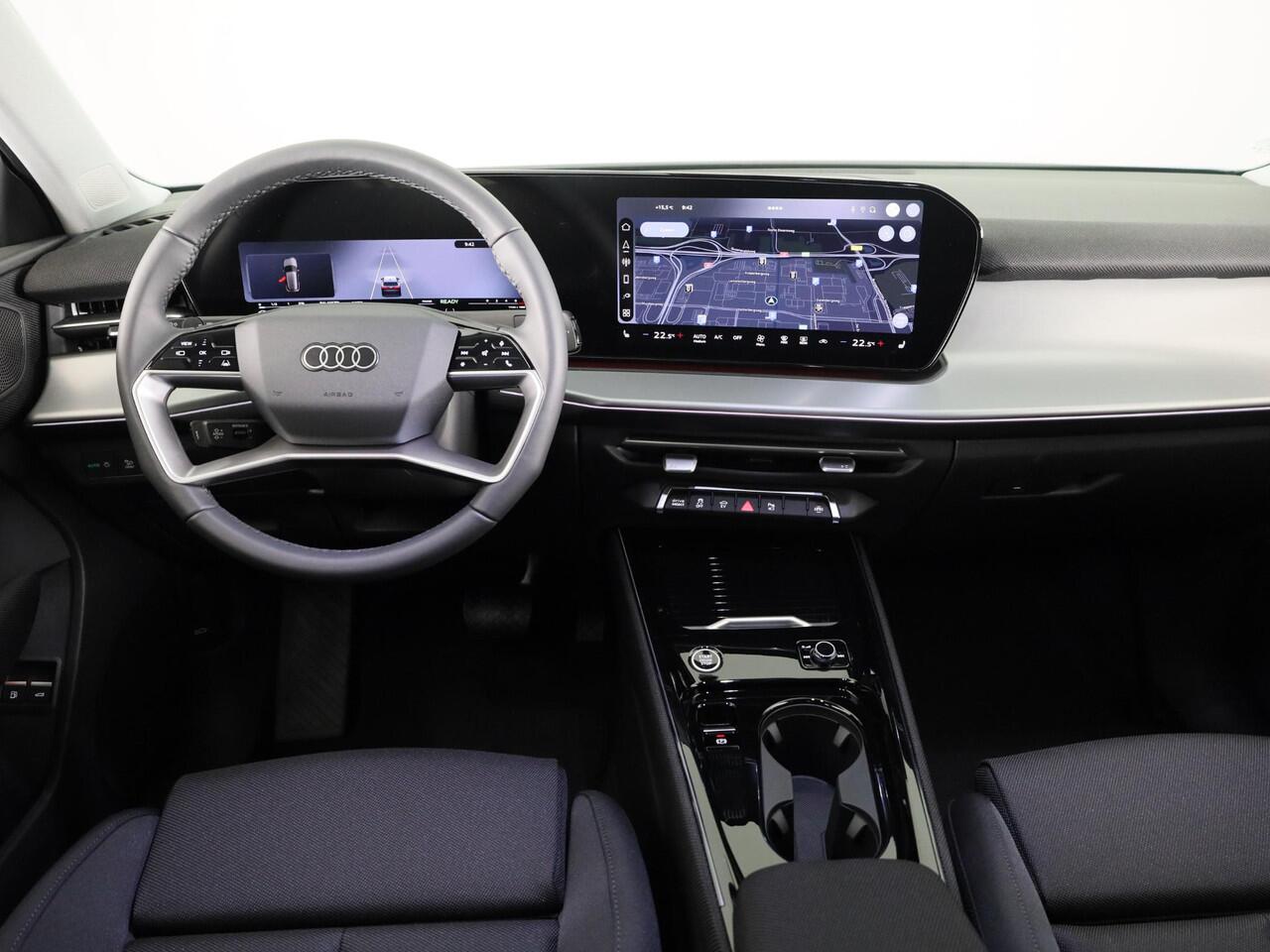 Audi Q3 Advanced edition e-hybrid 200 kW / 272 PK | Techniekpakket plus | Ambiente lichtpakket plus | Privacy glas | Sportstoelen |