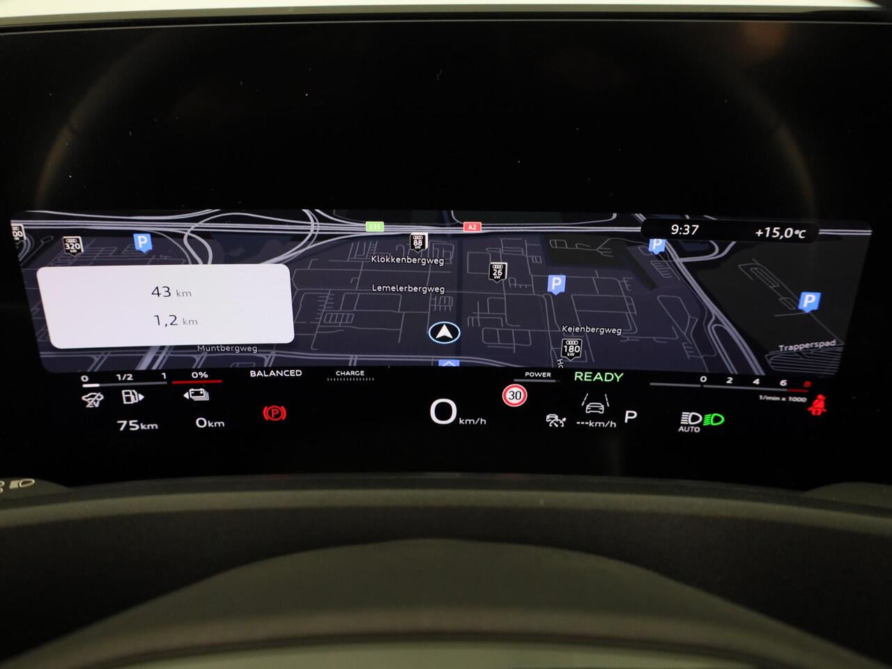 Audi Q3 Advanced edition e-hybrid 200 kW / 272 PK | Techniekpakket plus | Ambiente lichtpakket plus | Privacy glas | Sportstoelen |