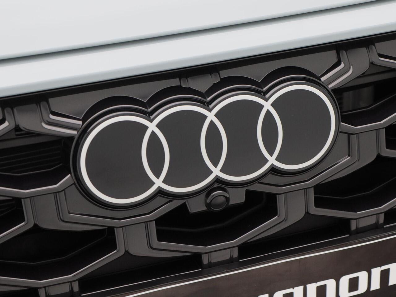 Audi Q3 Sportback S edition e-hybrid | 272 PK | 19 inch velgen | Privacyglas | Stoelverwarming | Audi Phone Box | Dodehoek detectie | Carplay | Camera |