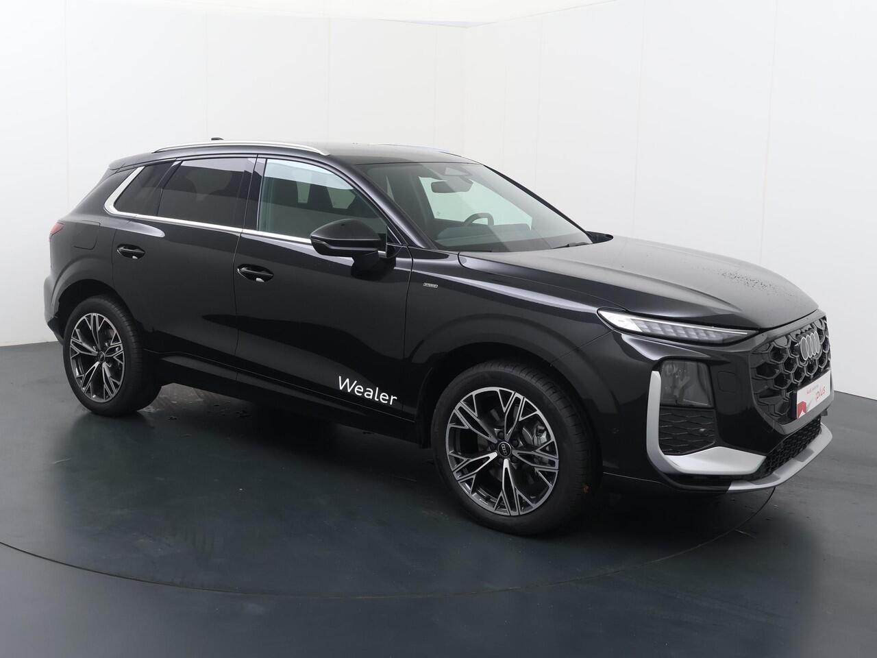 Audi Q3 S edition e-hybrid 200 kW S tronic | Privacy glas | Led-koplampen | S line-interieur met sportstoelen | Techniekpakket plus | Audi phone box | Grootlichtassistent |