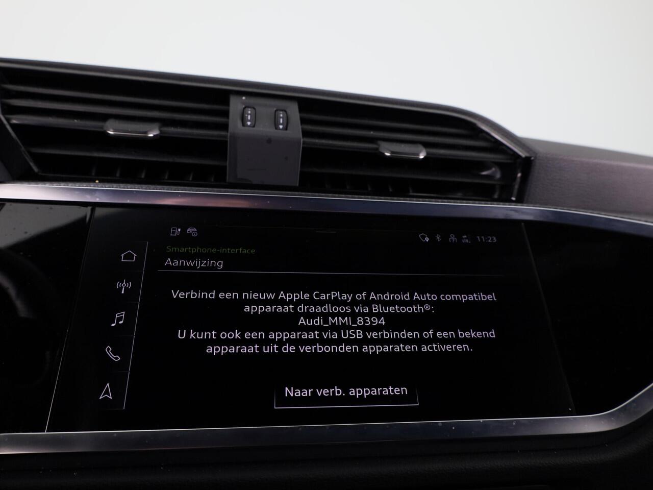 Audi Q3 45 TFSI e S edition 245pk | Navigatie | Stoelverwarming | 19 inch lichtmetalen velgen | 3 spaak afgevlakt stuurwiel