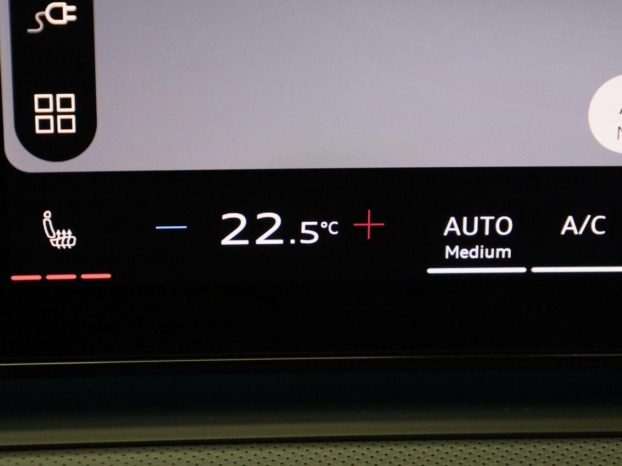 Audi Q3 Sportback 1.5 e-hybrid 272PK S-tronic S Line · Camera · Stoelverwarming · Tech Plus · Garantie t/m 27-10-2027 of 100.000km