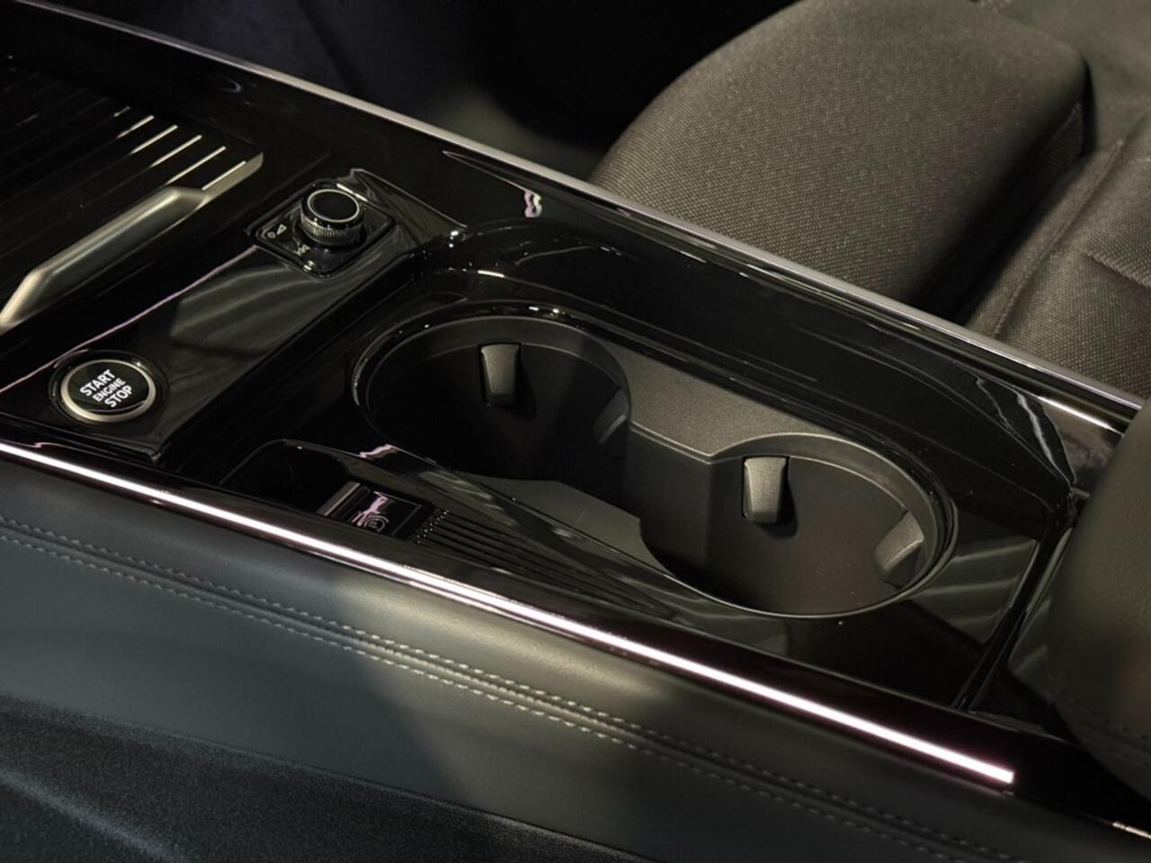 Audi Q3 Sportback e-hybrid 272pk S-line Tech plus s-edition Black Optic matrix