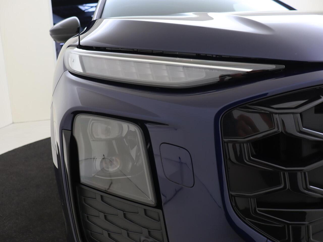 Audi Q3 Sportback 1.5 200kW e-hybrid S edition | Tech Pro pakket | 20 inch LM velgen | Lederen bekleding | Digitale Matrix verlichting | OLED achterlichten