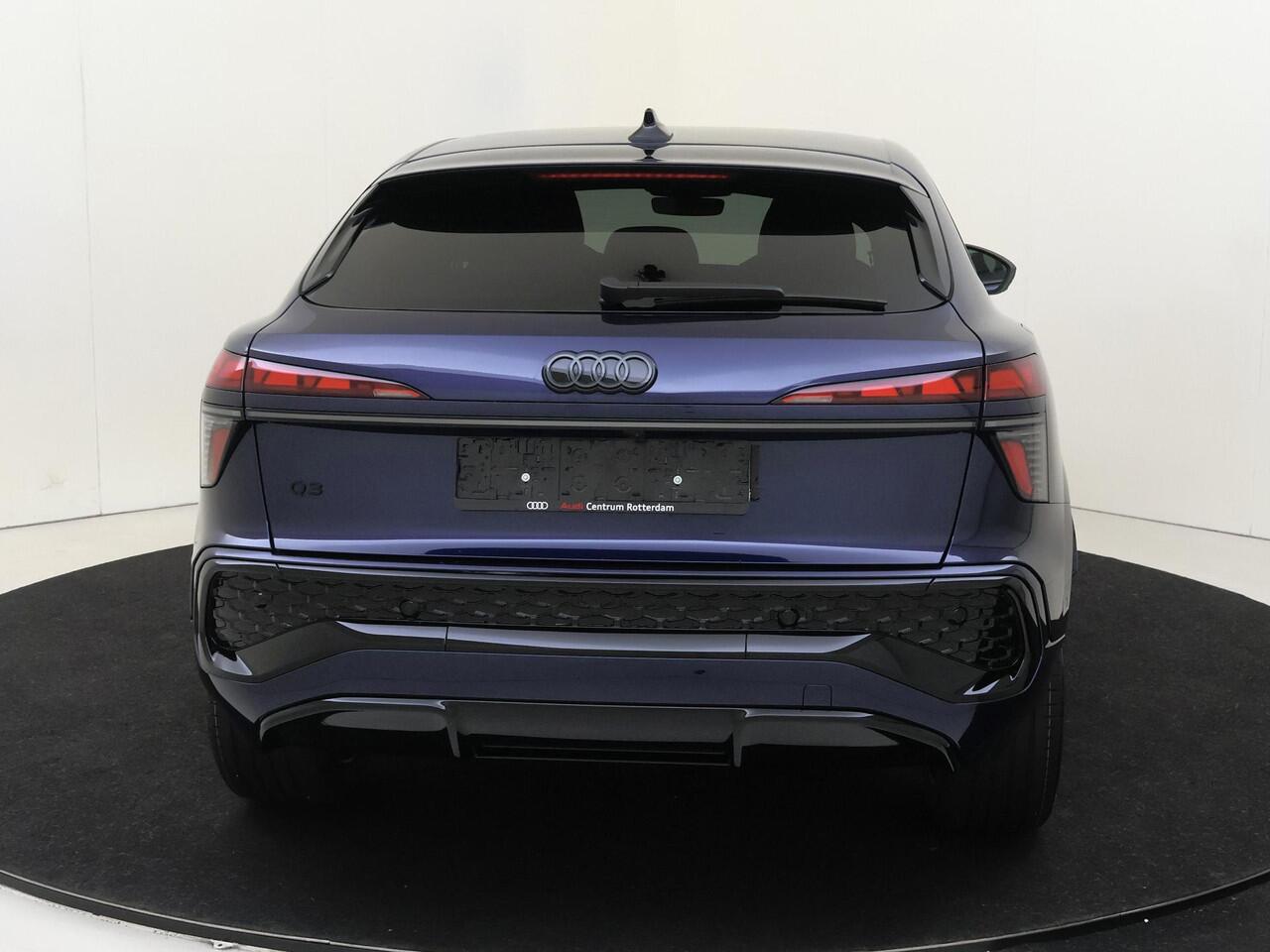 Audi Q3 Sportback 1.5 200kW e-hybrid S edition | Tech Pro pakket | 20 inch LM velgen | Lederen bekleding | Digitale Matrix verlichting | OLED achterlichten