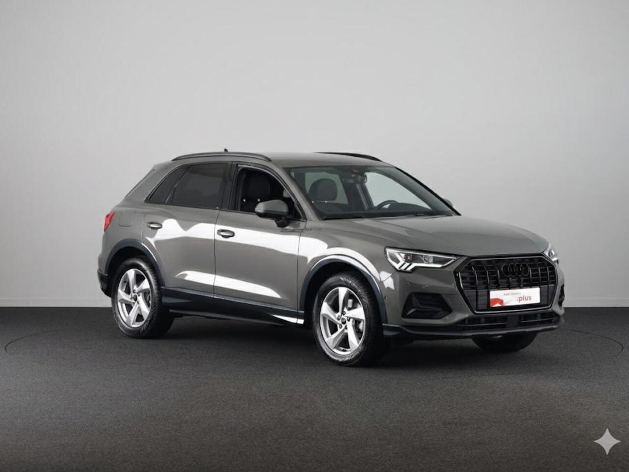Audi Q3 35 TFSI Advanced Edition 150 pk S-tronic | Verlengde garantie | Navigatie | Gratis Winterset | Achteruitrijcamera | LED koplampen | Stoelverwarming |