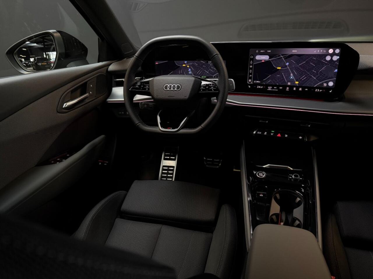 Audi Q3 Sportback 2xS-line e-hybrid 272 PK s-edition Tech plus Matrix Full LED Black Optik