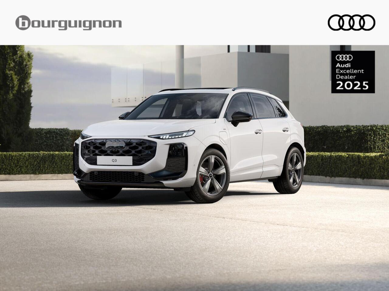 Audi Q3 S edition e-hybrid | 272 PK | 19 inch velgen | Zwart optiek | Panoramadak | Techpro pakket |