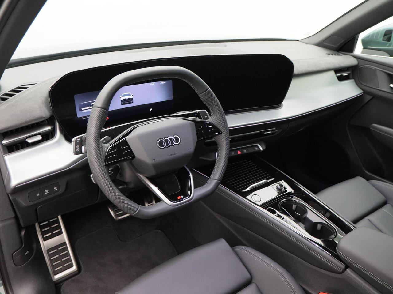 Audi Q3 e-hybrid | S edition | 272 PK Hatchback | 19 inch | Privacyglas | Trekhaak | Matrix Led |