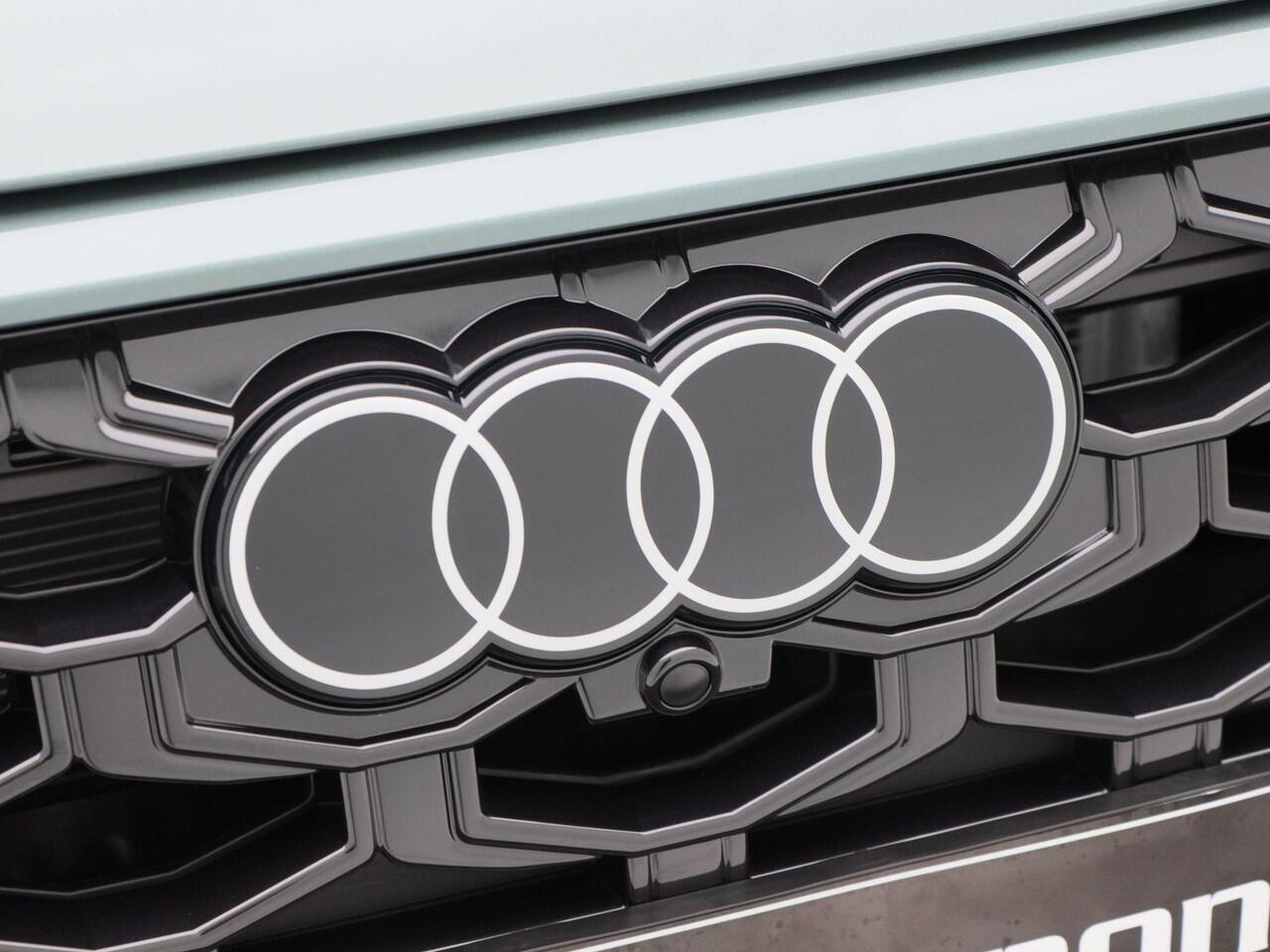 Audi Q3 e-hybrid | S edition | 272 PK Hatchback | 19 inch | Privacyglas | Trekhaak | Matrix Led |