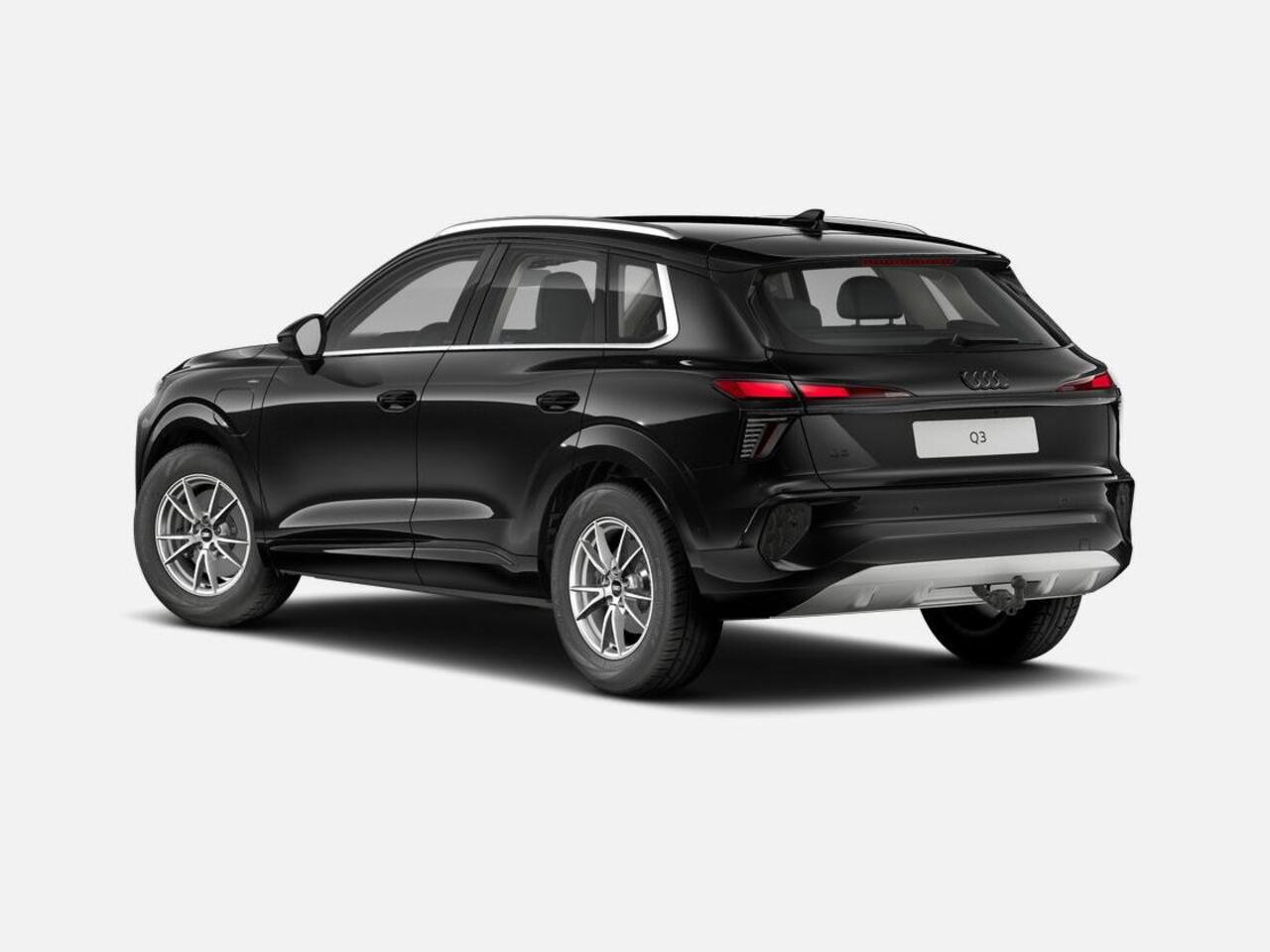 Audi Q3 1.5 200kW e-hybrid Pro line 272 PK · Tech pakket · Trekhaak elek. wegklapbaar · Sportstoelen