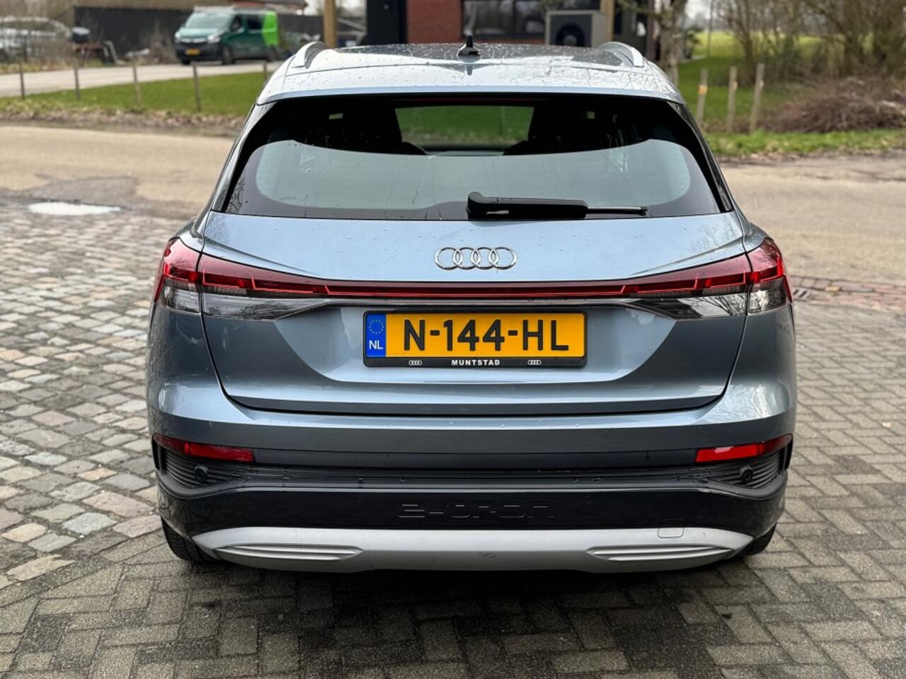 Audi Q4 35 Launch edition Advanced 55 kWh zwartleer,lmv,led,navi,digidash