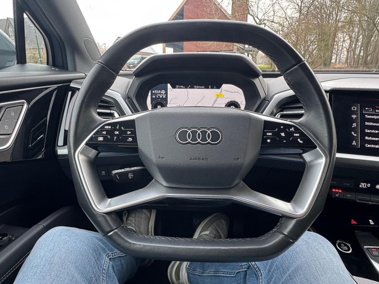 Audi Q4 35 Launch edition Advanced 55 kWh zwartleer,lmv,led,navi,digidash