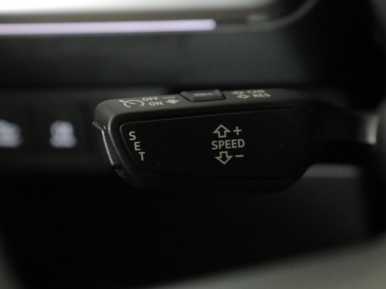 Audi Q4 Sportback e-tron 40 Advanced edition 77 kWh 204 pk | SoH 96% | Navigatie | Parkeersensoren achter | Matrix LED koplampen | Stoelverwarming |