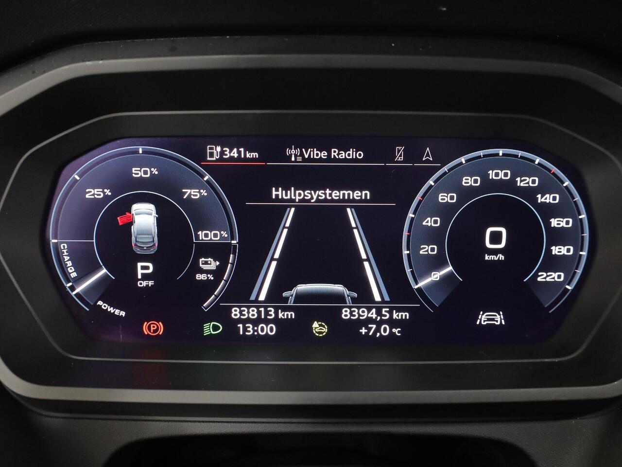 Audi Q4 Sportback e-tron 40 Advanced edition 77 kWh 204 pk | SoH 96% | Navigatie | Parkeersensoren achter | Matrix LED koplampen | Stoelverwarming |