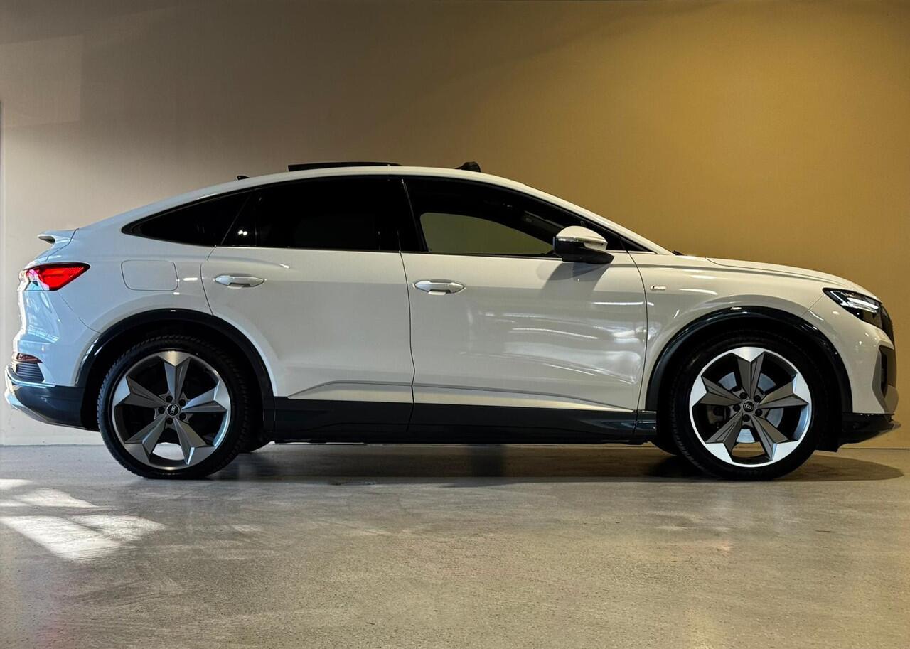 Audi Q4 Sportback e-tron 40 S Competition 77 kWh |RS Zetels |Pano |SONOS |Sfeer |Memory |Stoelverw. |Camera