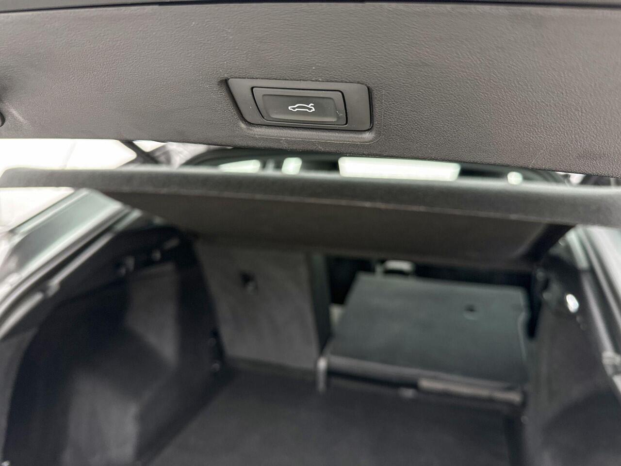 Audi Q4 Sportback e-tron 35 Advanced edition 55 kWh SONOS | Parkeer pakket | Warmtepomp | Selections