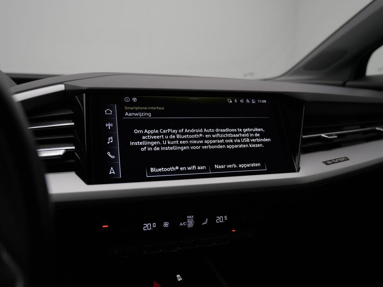 Audi Q4 Sportback e-tron 35 S-Line 55 kWh 170 pk | Matrix LED | Navigatie | Achteruitrijcamera | Stoelverwarming | Adaptive Cruise