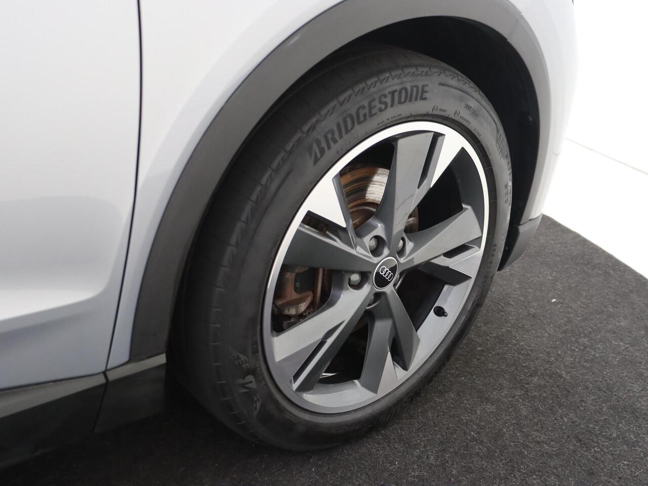 Audi Q4 Sportback e-tron 35 Advanced edition 55 kWh | SoH 90% | Head-up display | Achteruitrijcamera | Adaptieve cruise control | Navigatie Plus | Keyless | Elektrische achterklep | CarPlay |