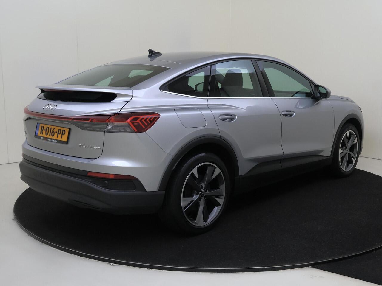 Audi Q4 Sportback e-tron 35 Advanced edition 55 kWh | SoH 90% | Head-up display | Achteruitrijcamera | Adaptieve cruise control | Navigatie Plus | Keyless | Elektrische achterklep | CarPlay |