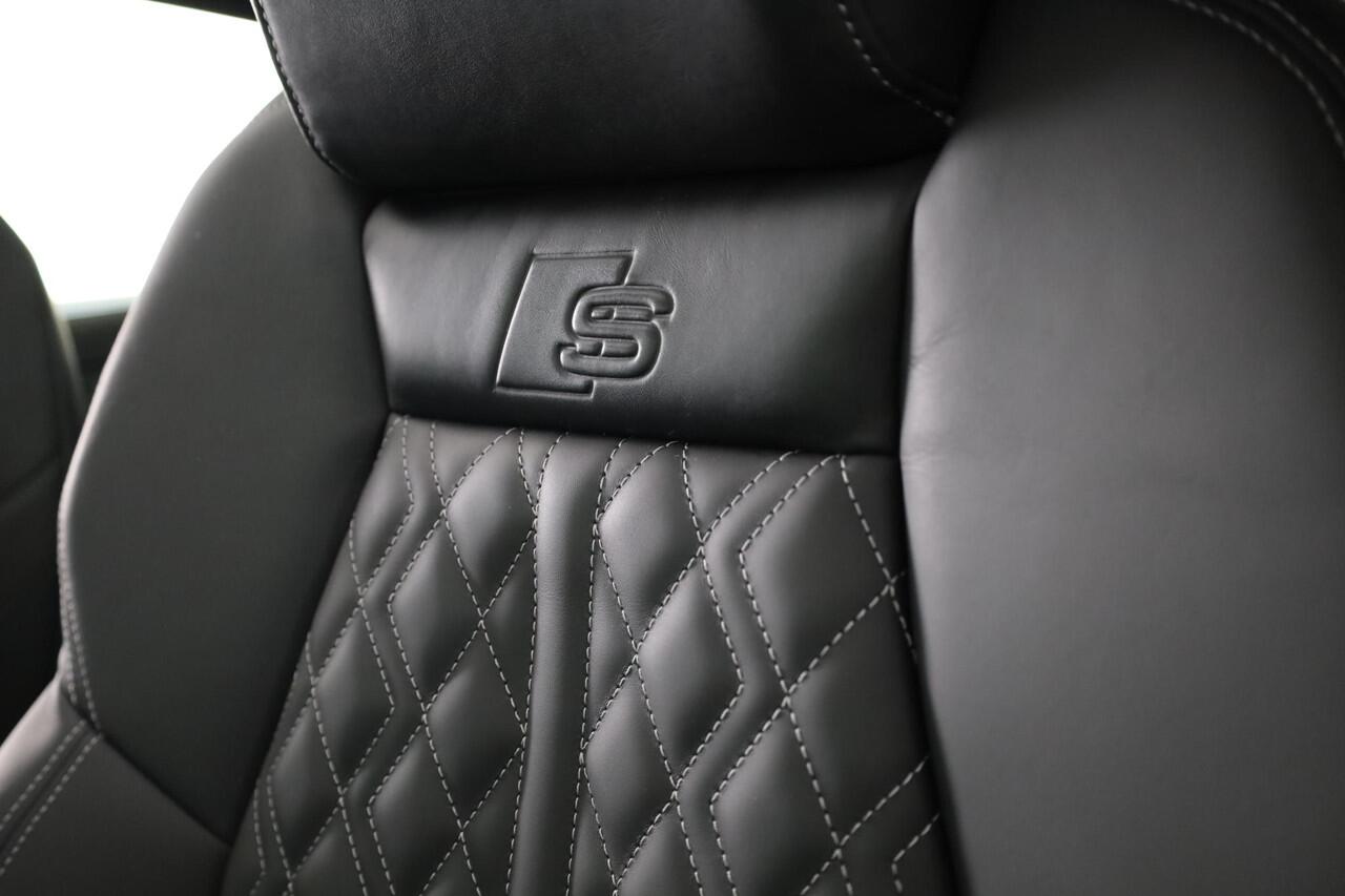 Audi Q4 Sportback e-tron 45 quattro S Edition 82 kWh 286pk | Panoramadak | lederen bekleding | SONOS premium Audio | Parkeercamera|