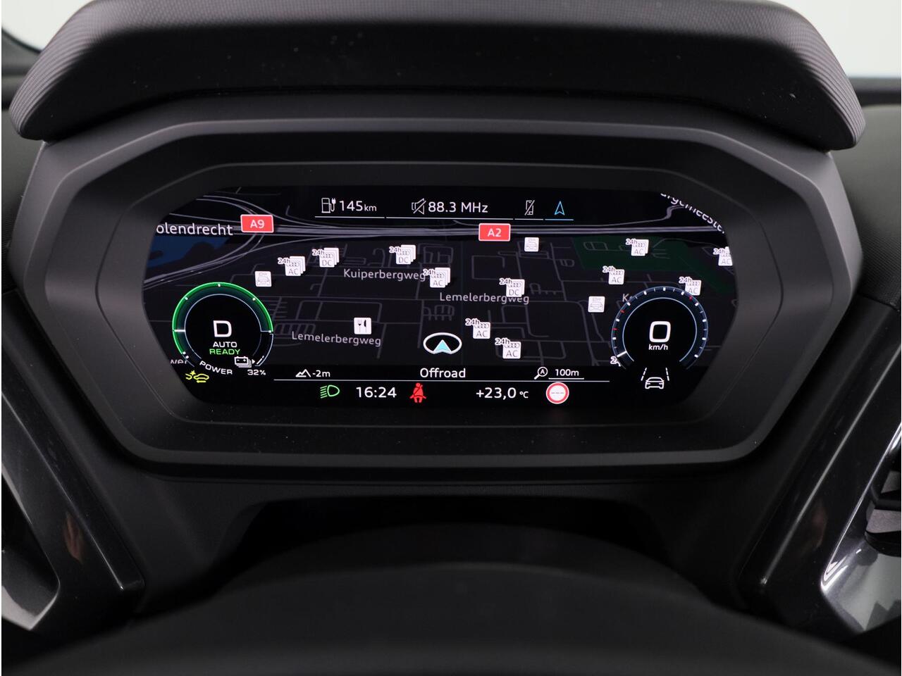 Audi Q4 Sportback e-tron 45 quattro S Edition 82 kWh panoramadak, achteruitrij camera, adaptive cruise control, optiek pakket zwart plus, privacy glass, lichtpakket, spiegelkappen zwart